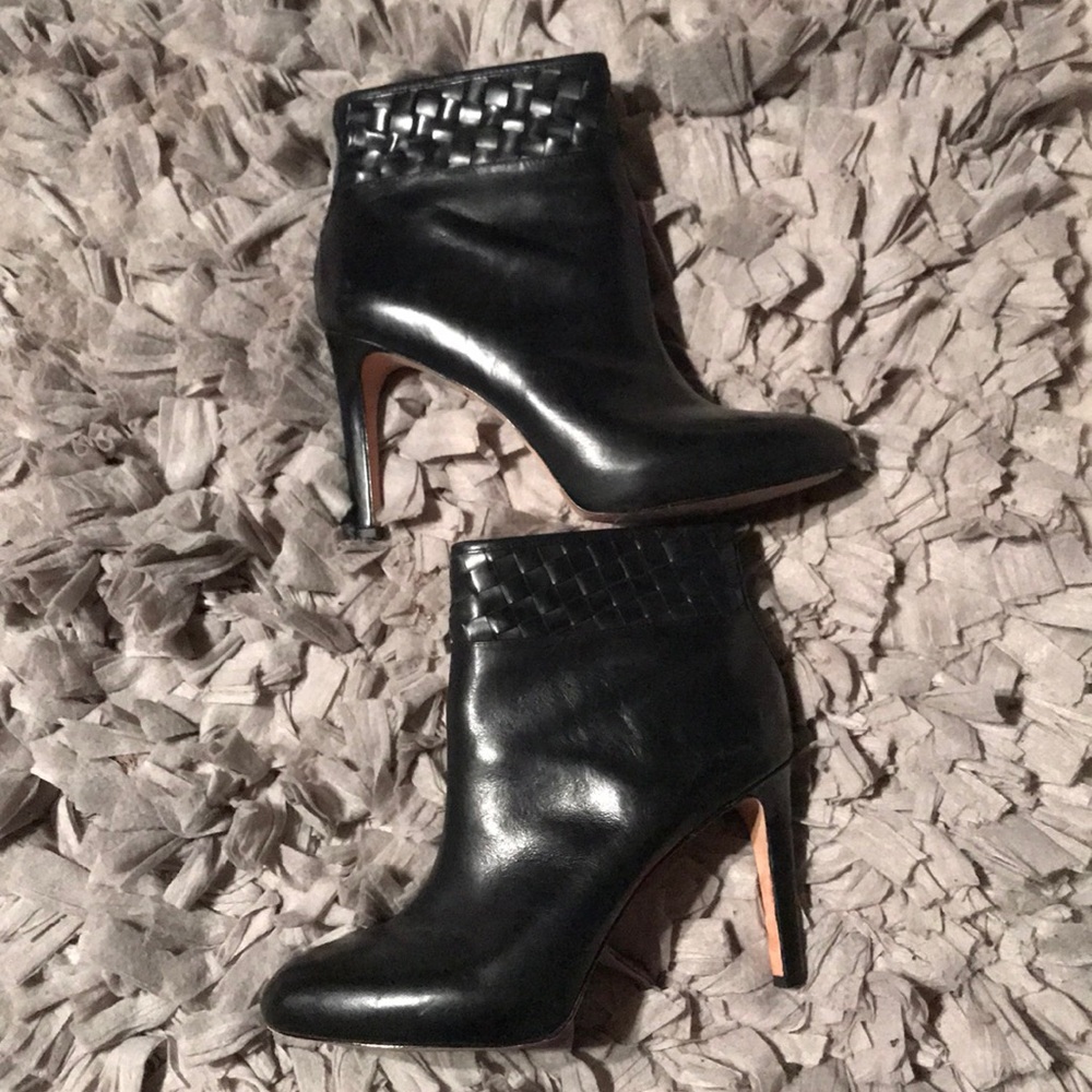Antonio Melani black booties size 9